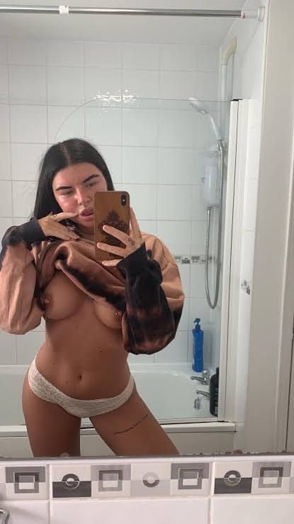 Available: daytime, nighttime Type: Independent Contact for more details…  Just your typical white girl who’s here too satisf - Image 2